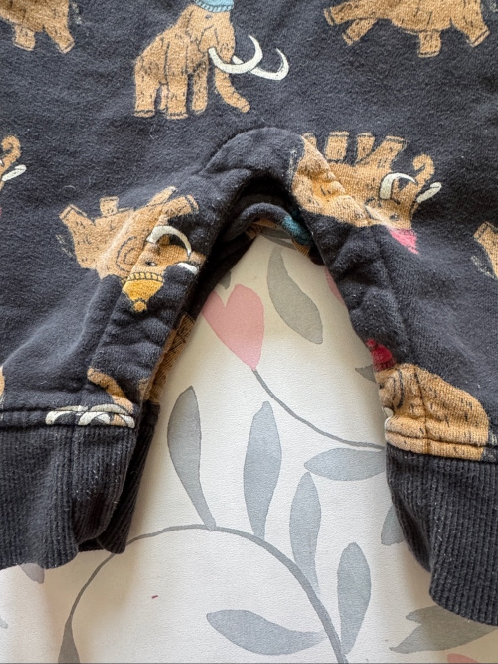 HANNA ANDERSSON Baby One-Piece with Playful Mammoth Print - Picture 3 of 4